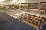 一般図書コーナー